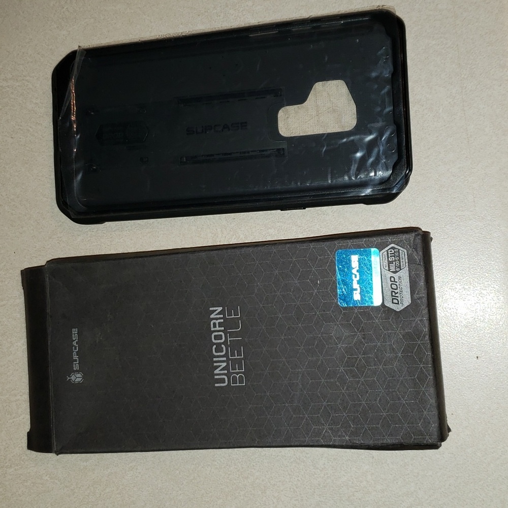 NWT Galaxy s9plus SUPCASE black phone case
